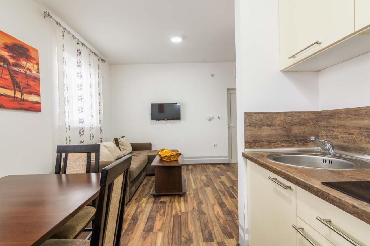 Vila Mozart - Apartments & Studios Копаоник Экстерьер фото